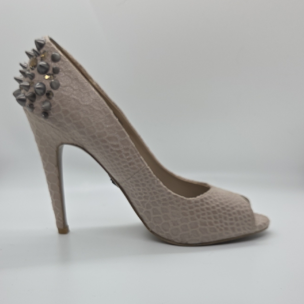 Simply Vera Vera Wang Grey Studded Peep-Toe Heels